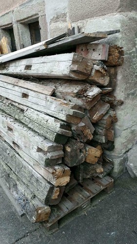 Alte holzbalken zuschnitt - alte,